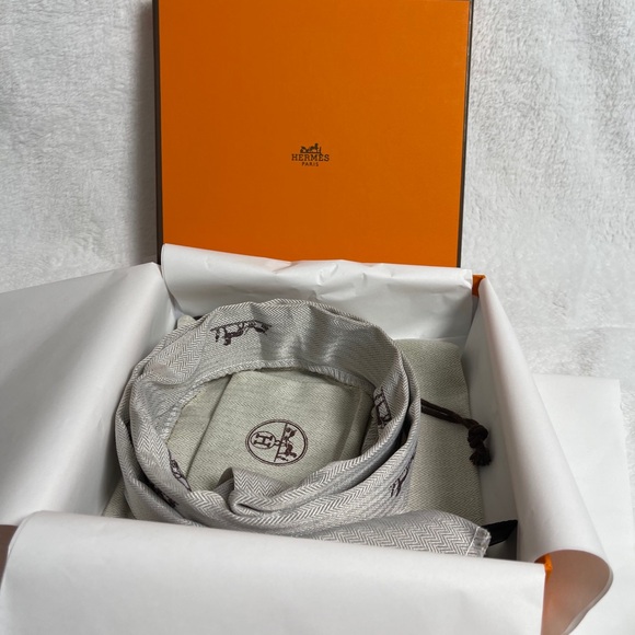 Hermes Reversible Belt - Picture 10 of 10